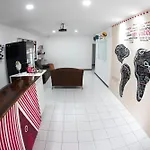 A Oca Hostel Bar