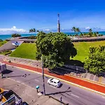 Israel Tambau- Apto Luxuoso- Em Frente Ao Mar Com Varanda