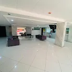 Sh Manaira Palace