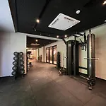 Apartamento Com Varanda Disponivel. Bh 325.