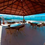 Flat Vista Mar Manaira Palace