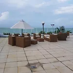 FLAT em Cabo Branco