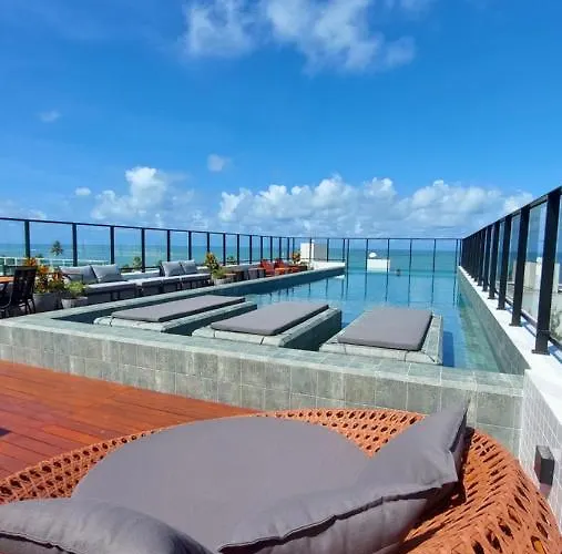 Lindo Flat Espacoso E Com Vista Mar - 50M Da Praia