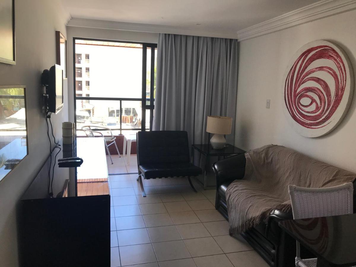Apartamento Cabo Branco Home Service - perto do mar, wifi, até 04 pessoas