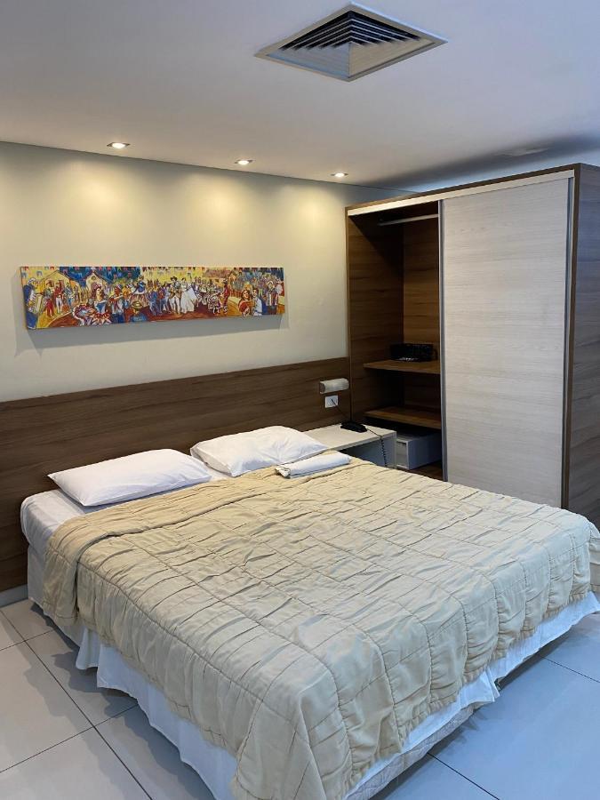 Imperial Flat Tambau - - 127