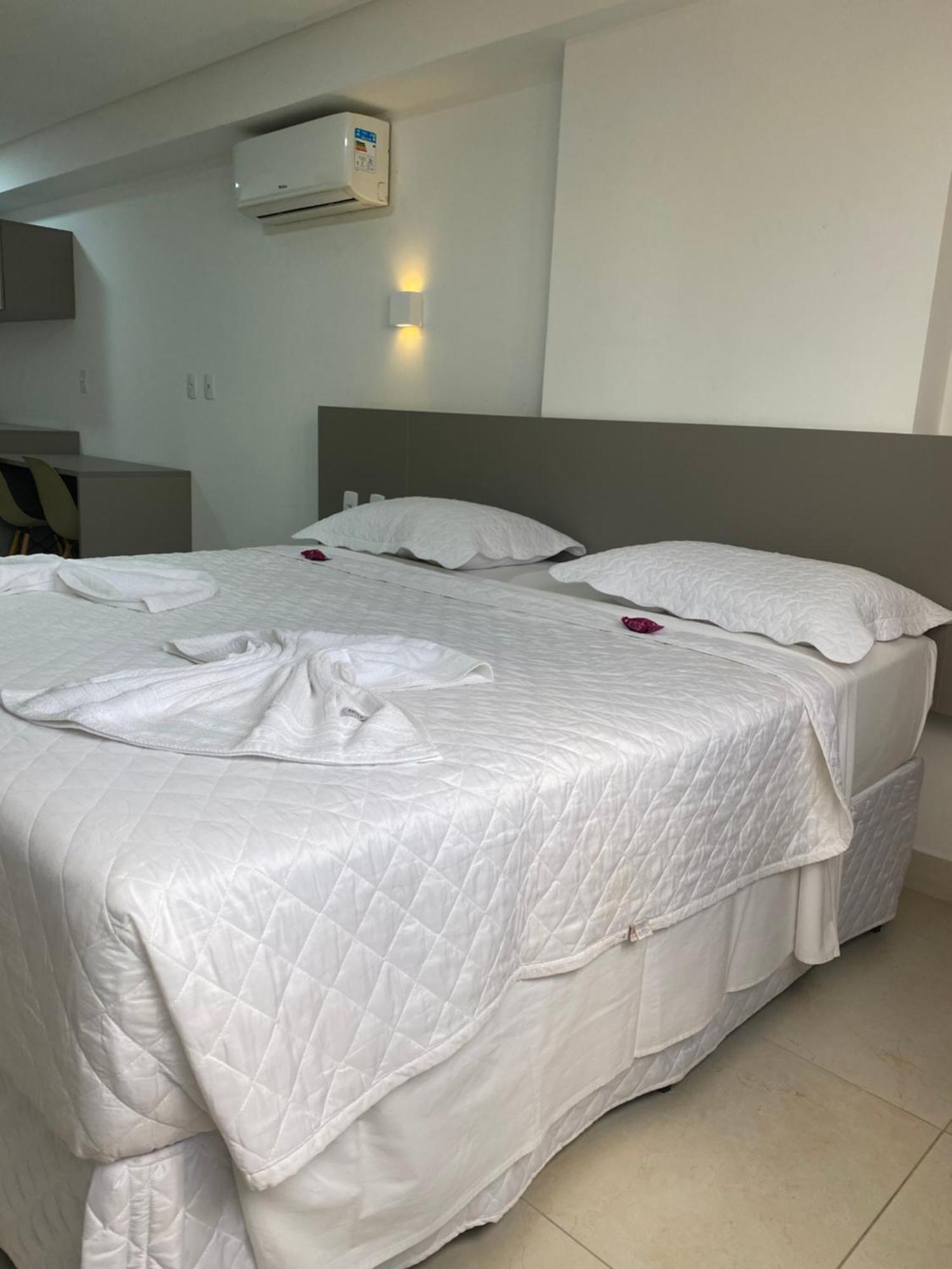 Aparthotel Manaira *