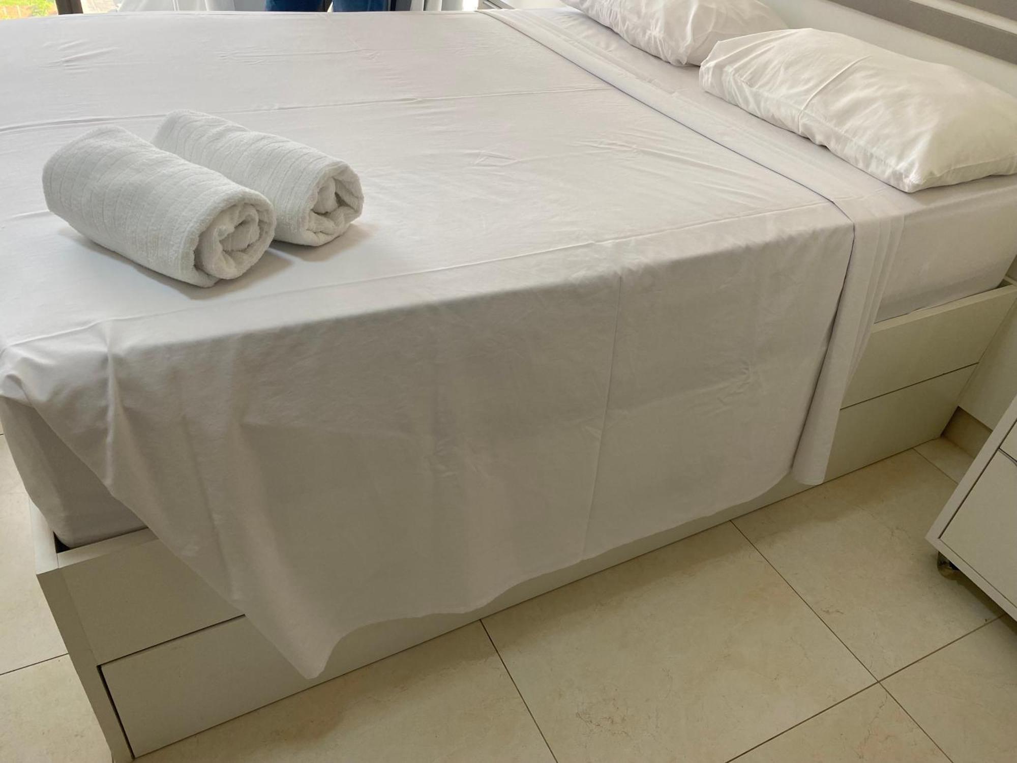 Manaira Aparthotel