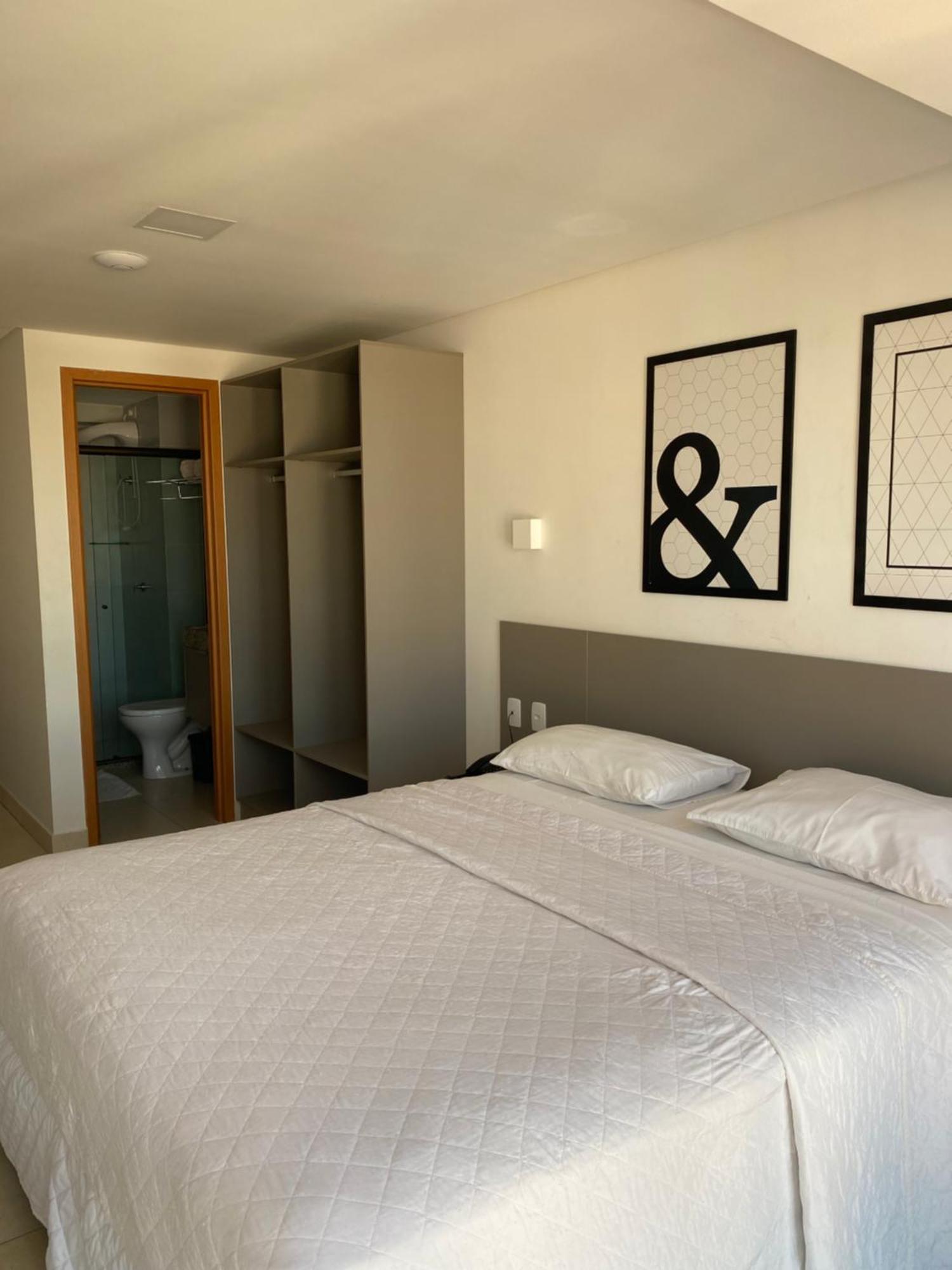 Aparthotel Manaira *