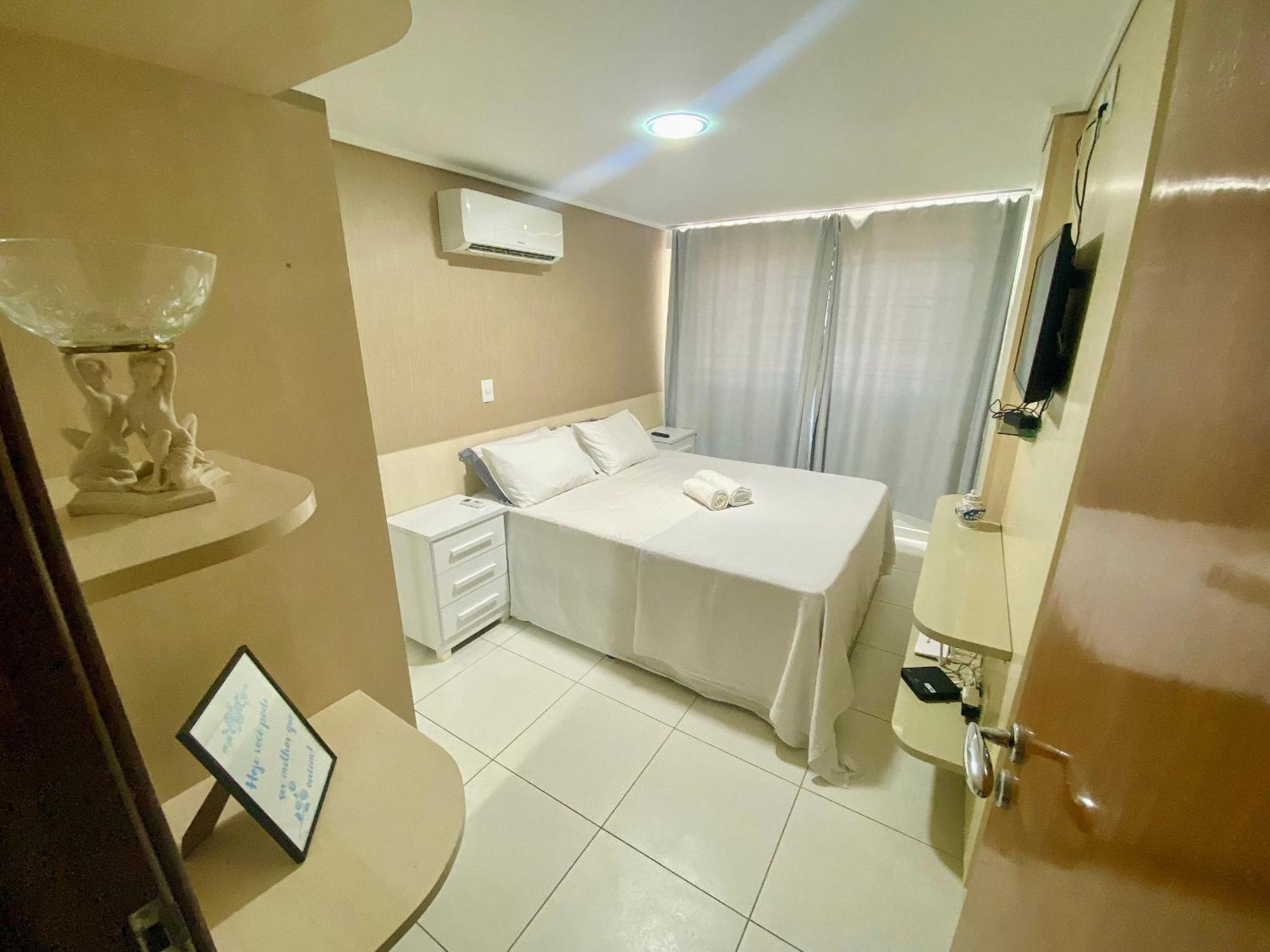 Sh Manaira Palace Apartamento *