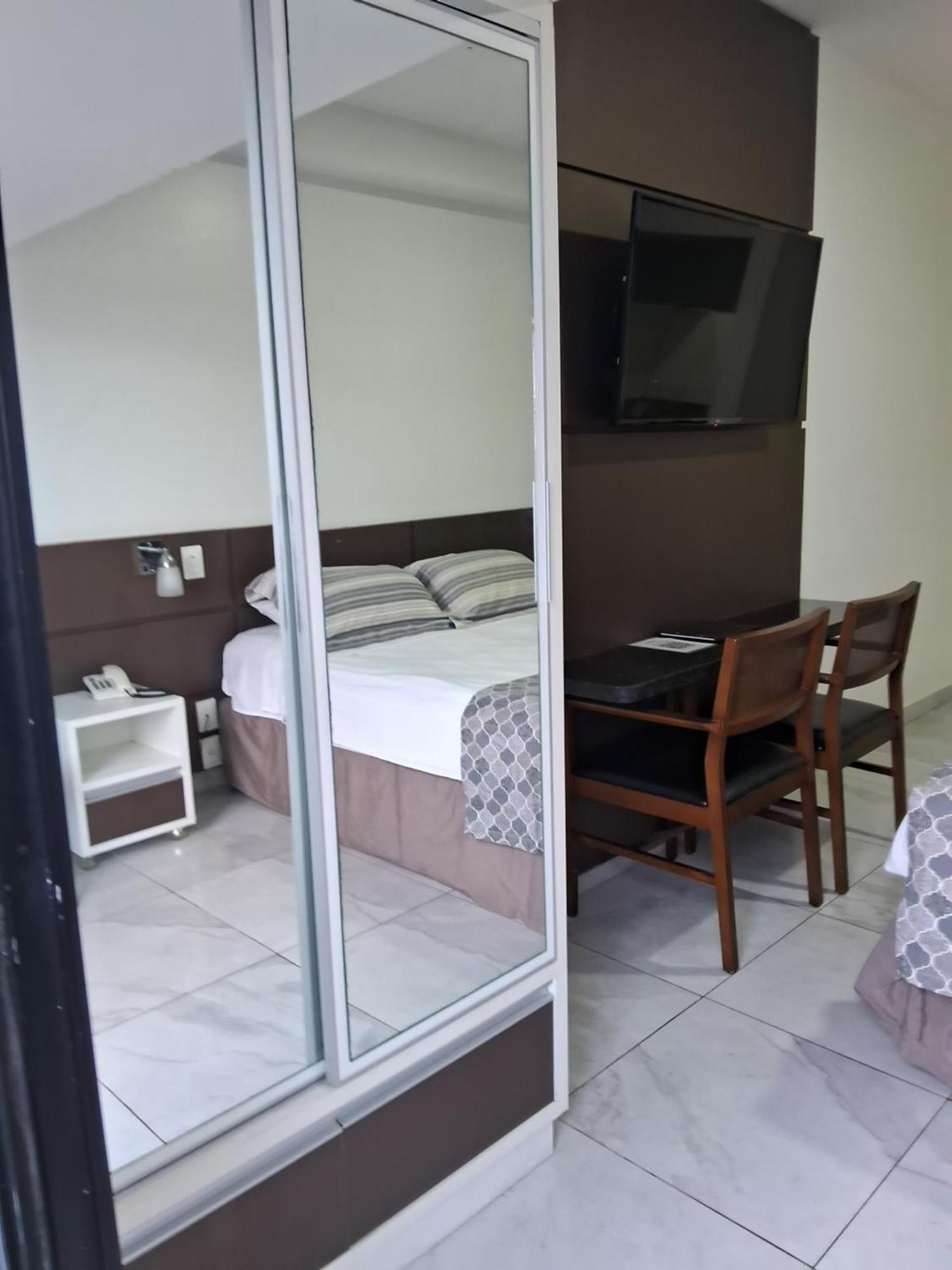 Tambau Flat Particular 605 *