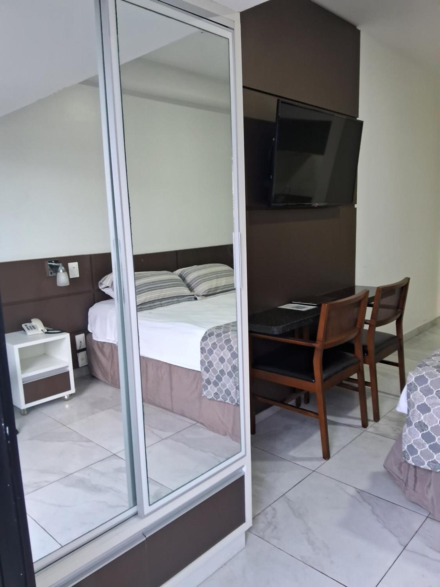 Tambau Flat Particular 605 Aparthotel *