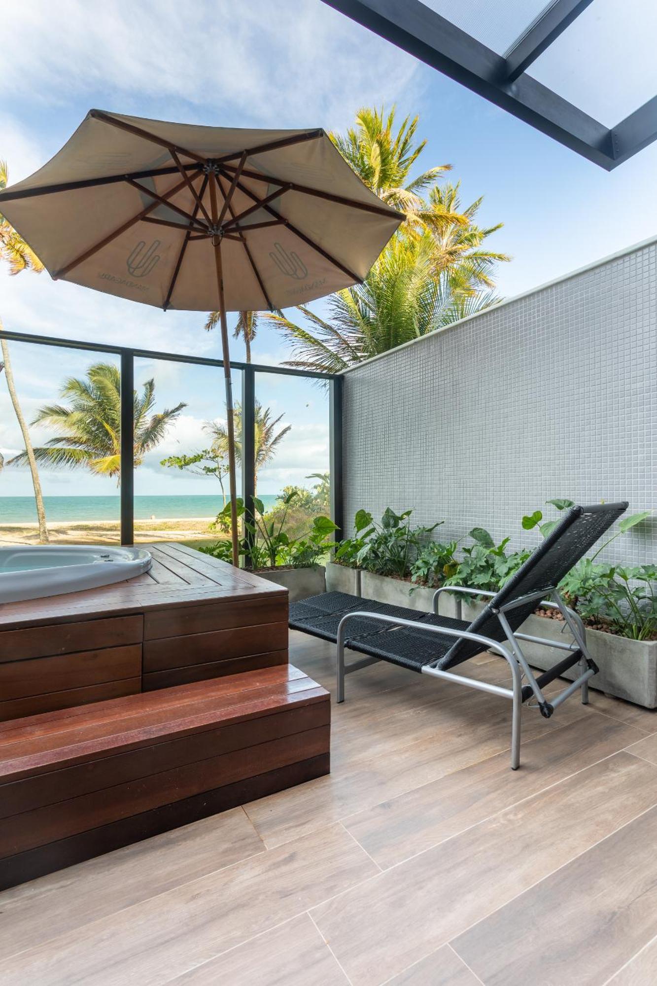 Loft Com Hidromassagem Frente Mar E Pe Na Areia
