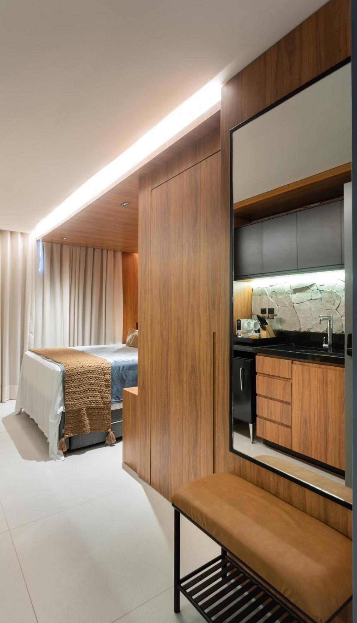 Apartamento Loft Com Hidromassagem Frente Mar E Pe Na Areia