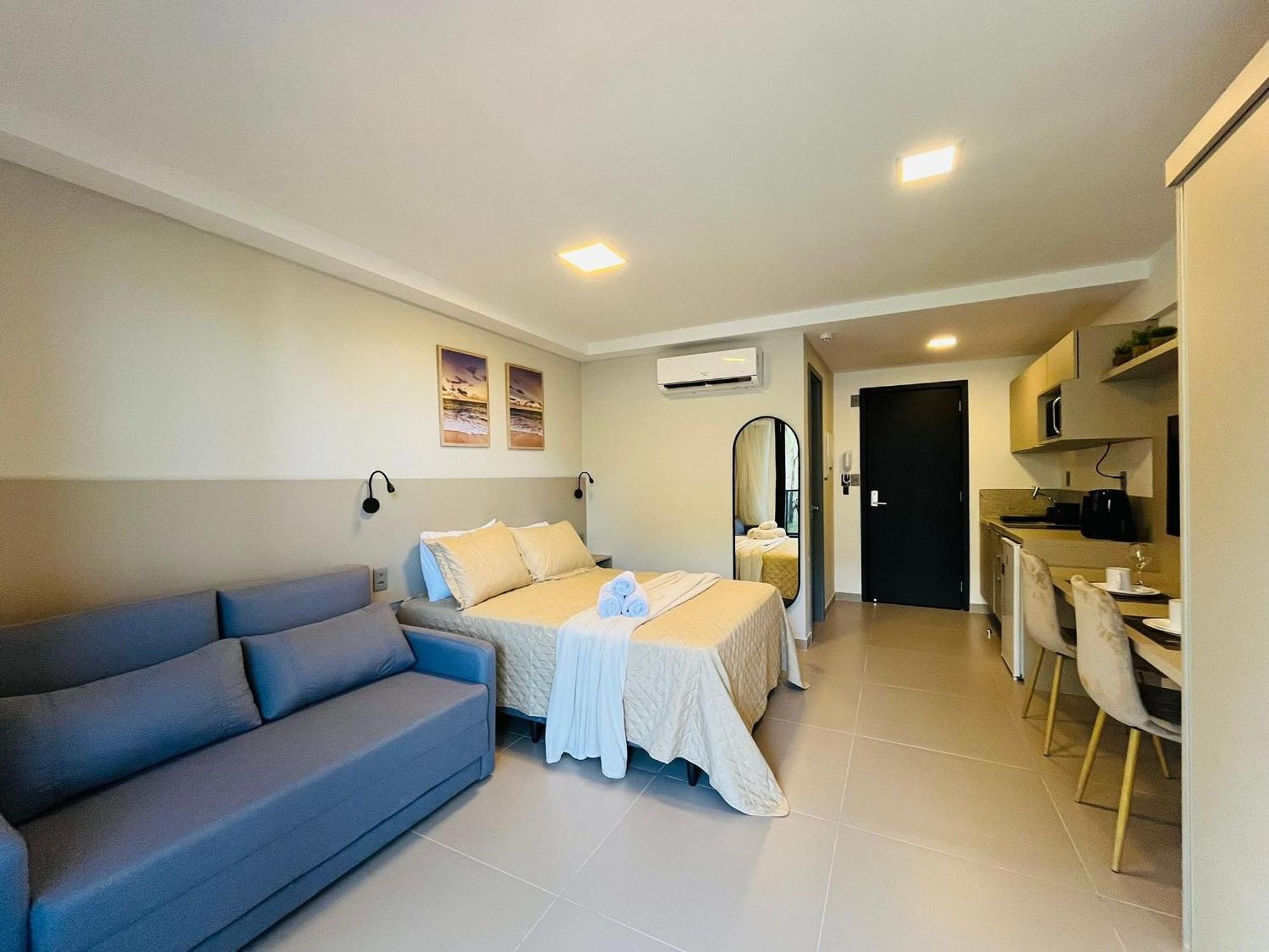 Flat Com Varanda E Vista O Mar. Bh 213