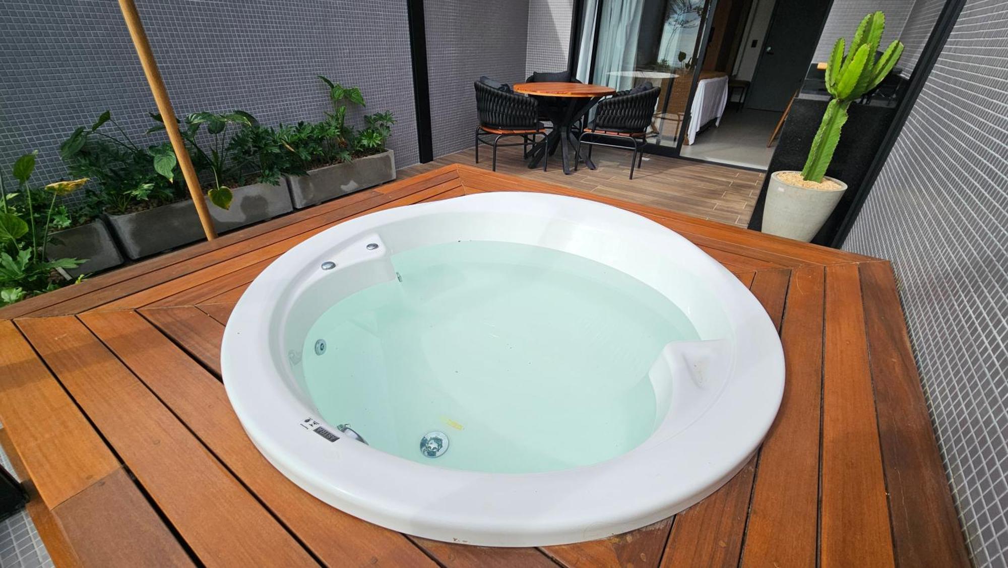 Apartamento Loft Com Hidromassagem Frente Mar E Pe Na Areia João Pessoa