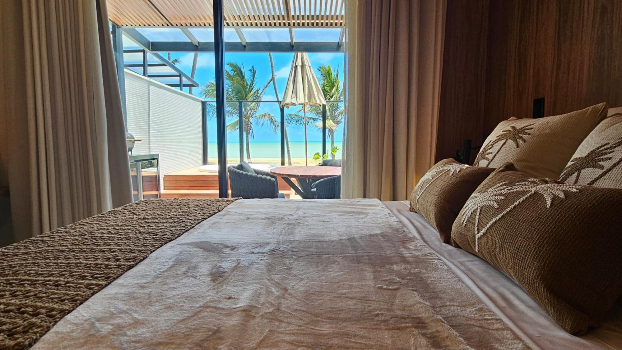 Loft Com Hidromassagem Frente Mar E Pe Na Areia