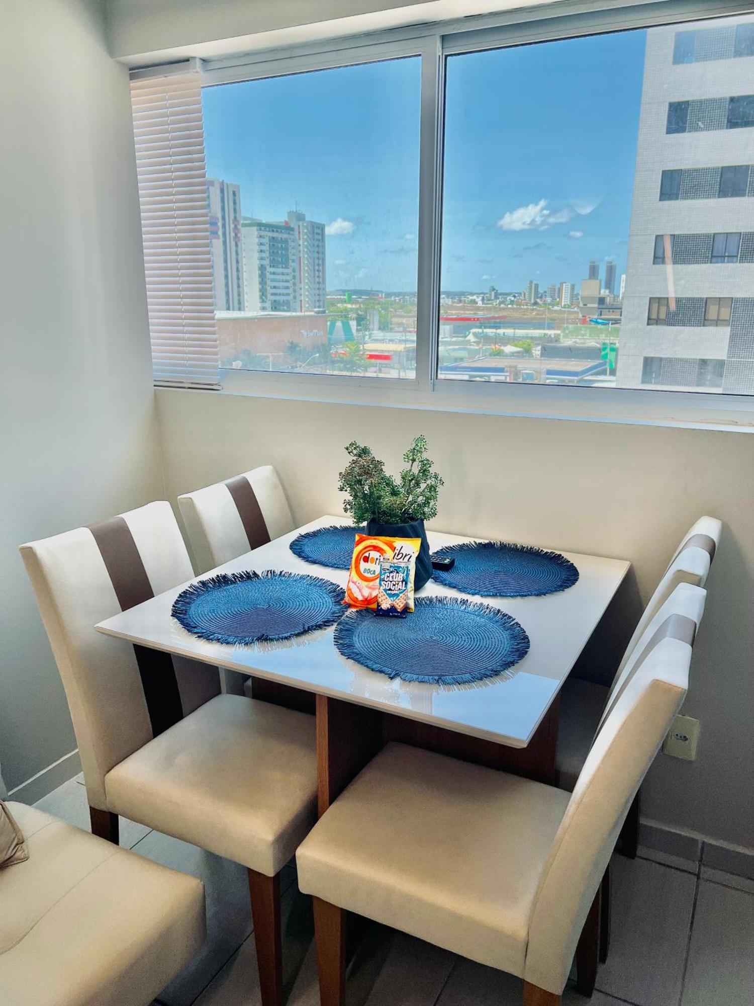 Apartamento Apto 2q, Prox A Praia, Shoppings, Mercados, Restaurantes E Padarias João Pessoa