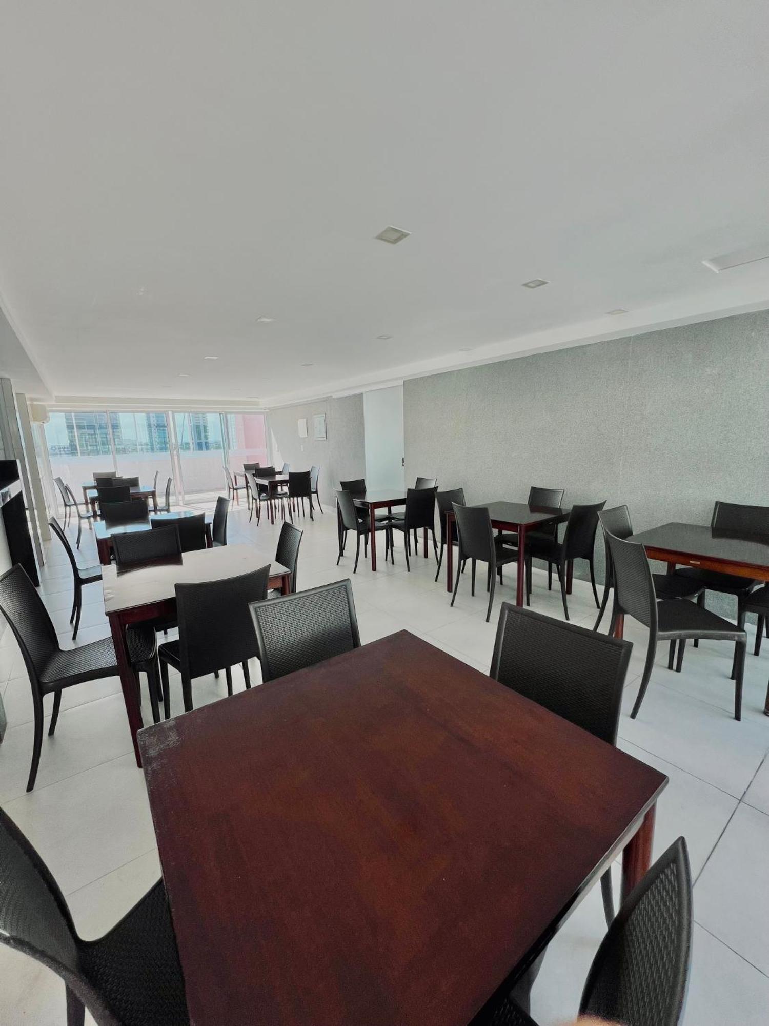 Apto 2q, Prox A Praia, Shoppings, Mercados, Restaurantes E Padarias Apartamento João Pessoa