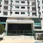 Flat Tambau
