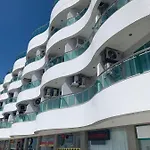 Flat Beira Mar com localizacao privilegiada perto de tudo!