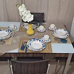 Pedacinho De Lar