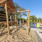 Pedacinho De Lar