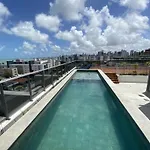 Apartamento Novo 2 Quartos, 100 Metros Da Praia.
