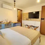Paradise Flat 205
