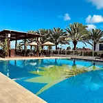 Apartamentos Com Vistas Espetaculares No Solar Tambau