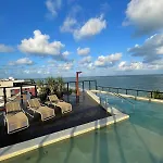 Luxo E Pe Na Areia - Restinga By Jess