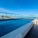 Paradise Flat 306