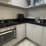Feel Home - Apartamento Para 4 Pessoas Novo Com Jacuzzi