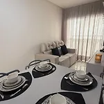 Feel Home - Apartamento Para 4 Pessoas Novo Com Jacuzzi