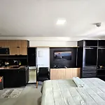 Studio Confortavel Cama King 50M Da Praia