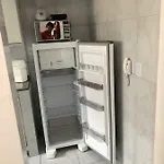 Kitnets Izidro - Tambau