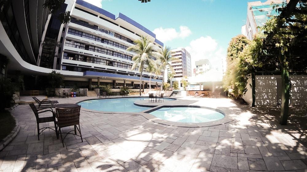 Hotel El Aram & Convention 3*
