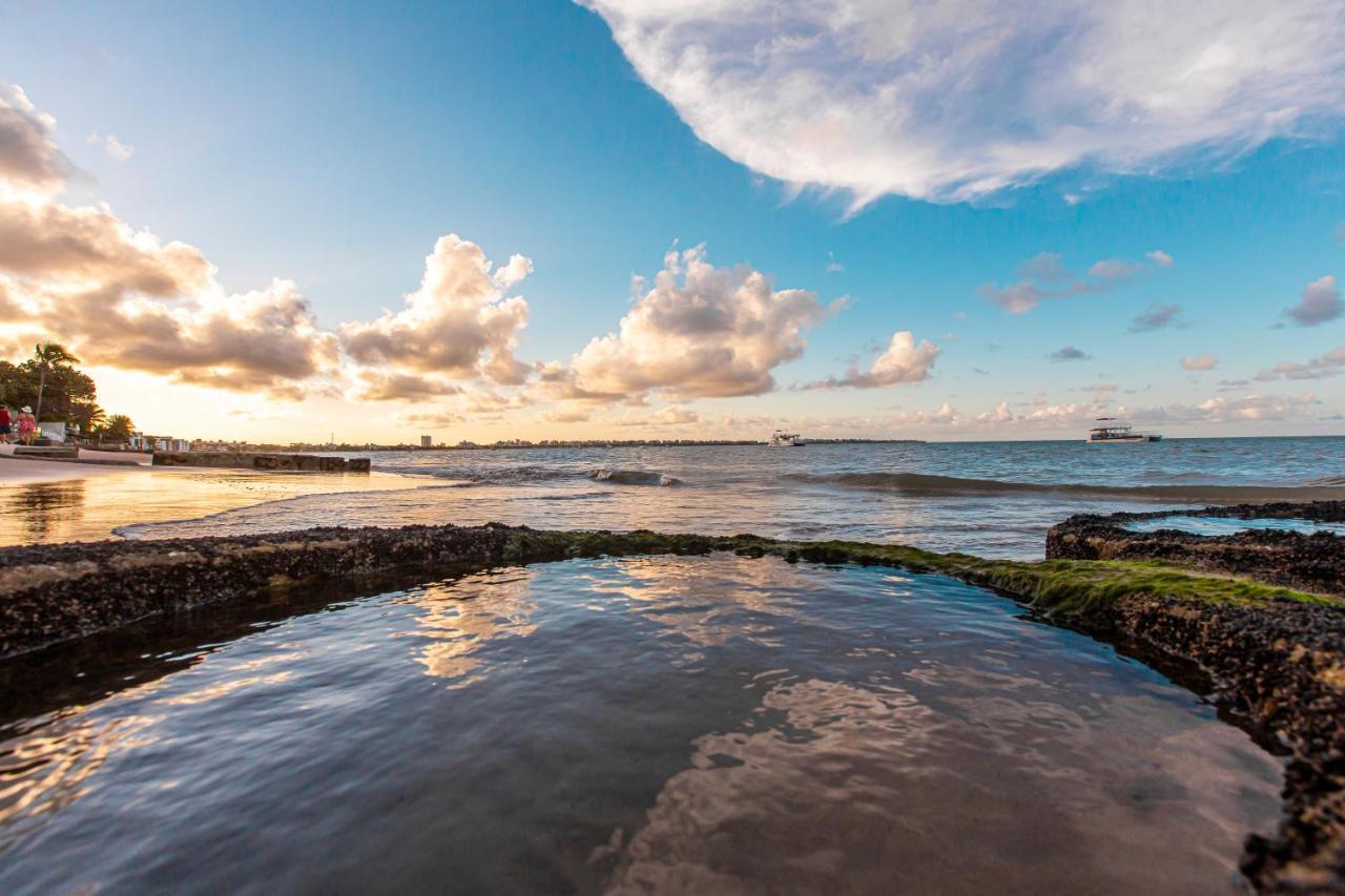 Apartment Com Jacuzzi Na Beira Mar De No Branco Haus