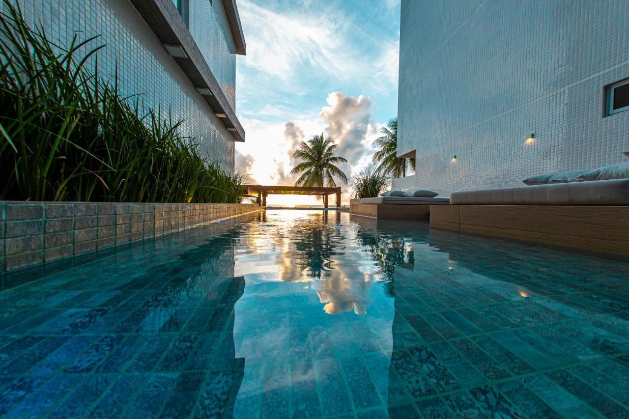 Com Jacuzzi Na Beira Mar De No Branco Haus Apartment *