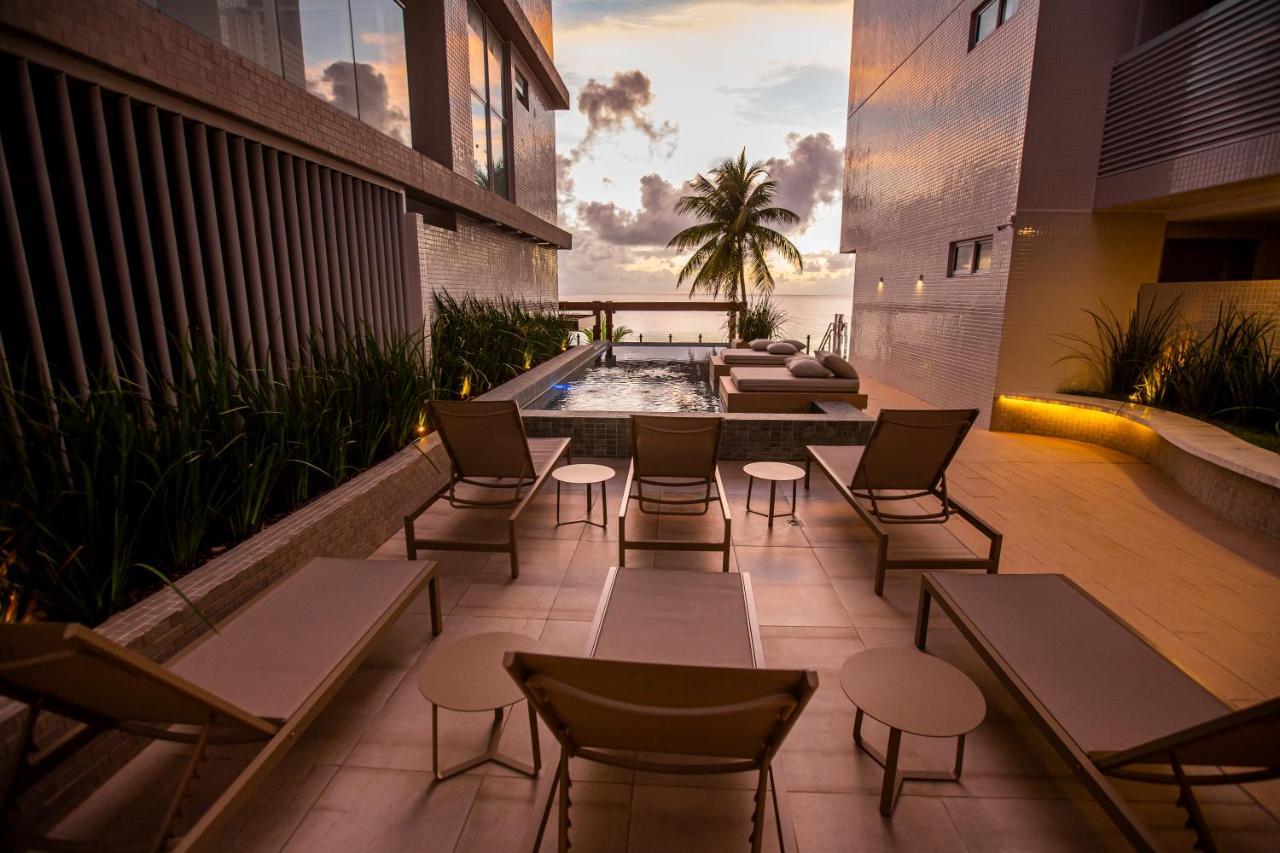 Com Jacuzzi Na Beira Mar De No Branco Haus Apartment *
