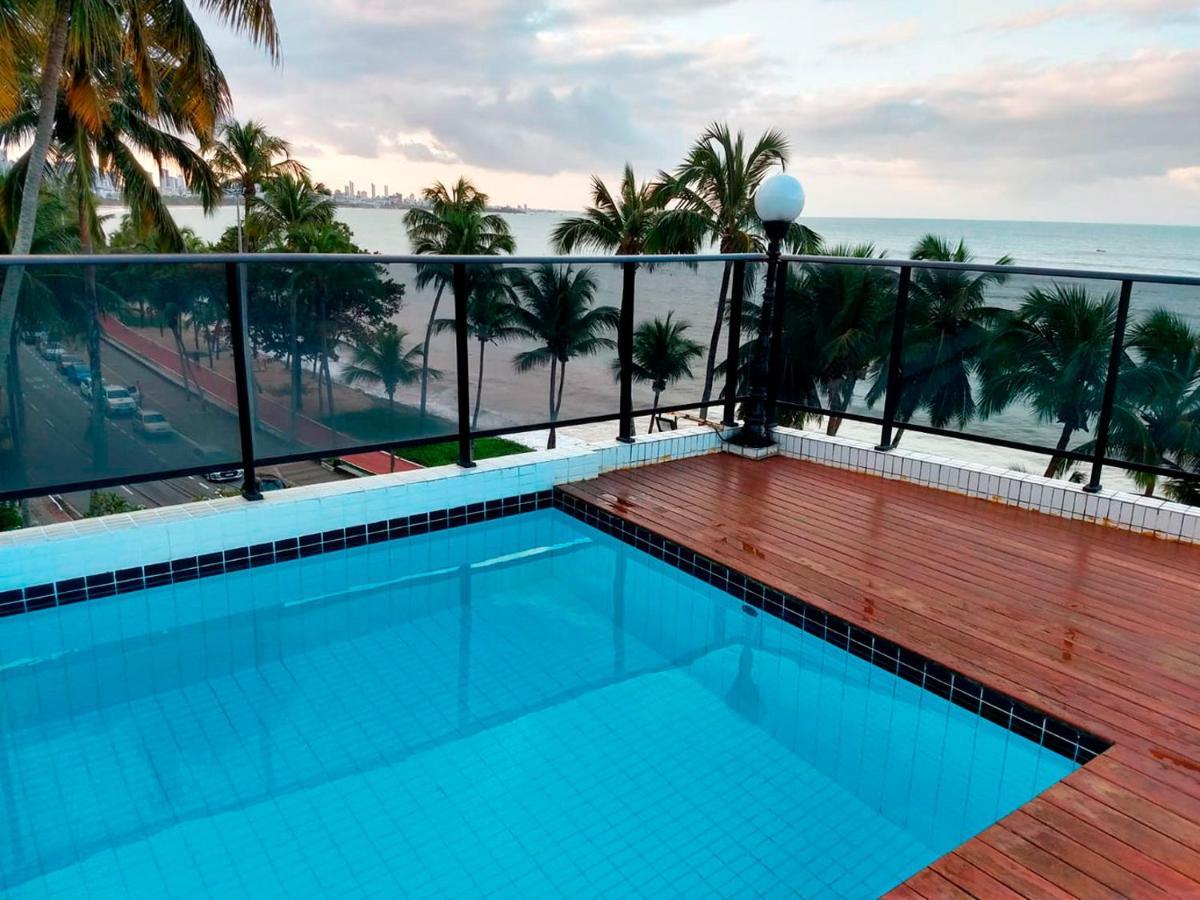 Apto Em Frente A Praia Com Piscina Em Cabo Branco
