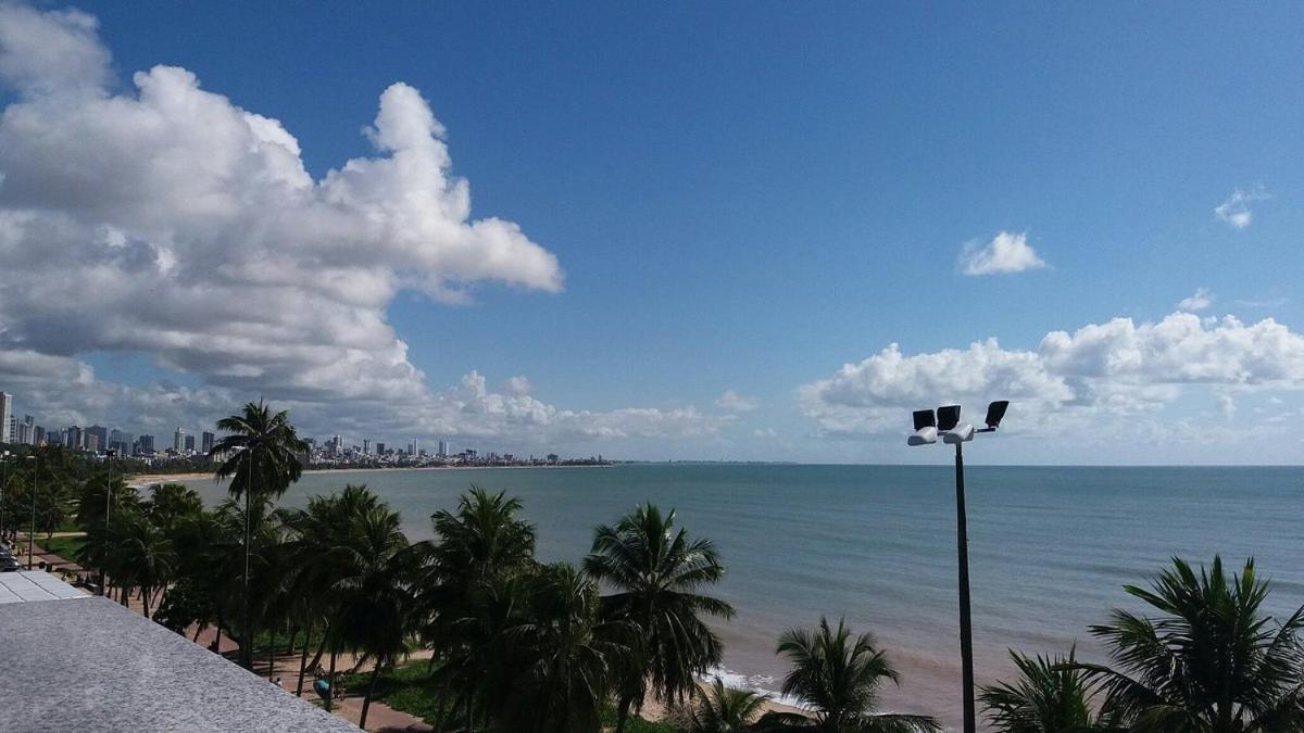 Flat A Beira-mar De Cabo Branco