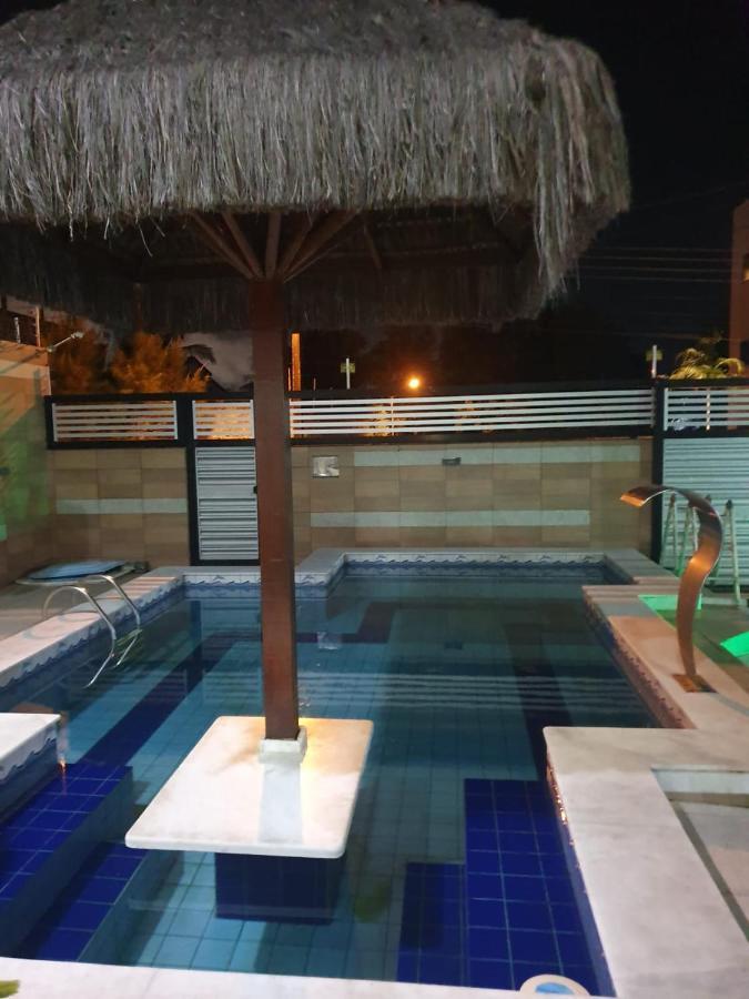 Otima Casa Com Piscina *
