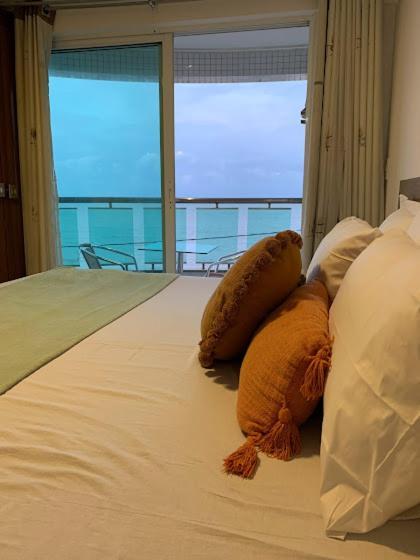 Apartamento Flat Beira Mar Com Localizacao Privilegiada Perto De Tudo! *