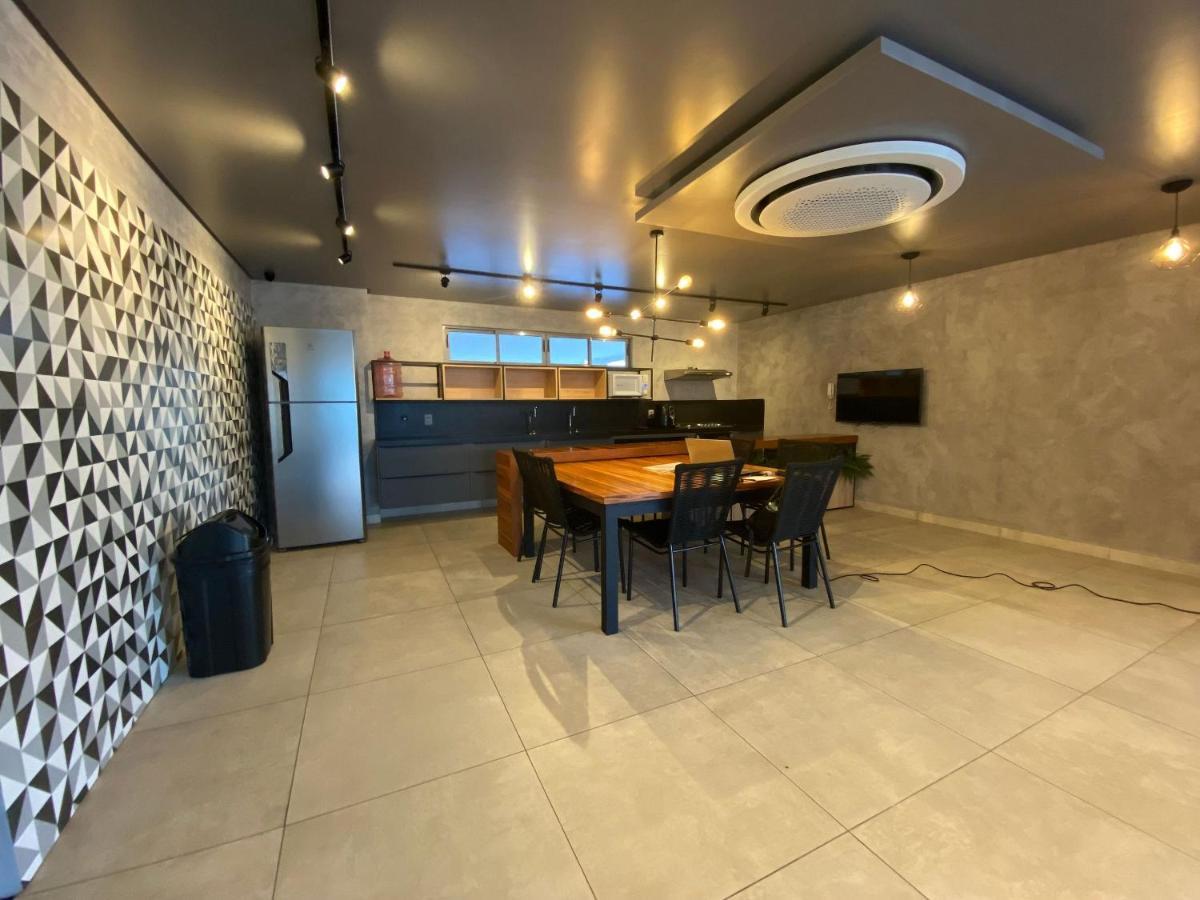 Bela - Design E Conforto No Box 150