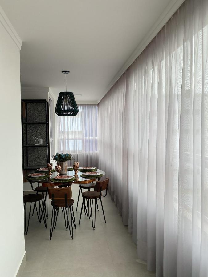Apartamento Beira Mar Apartment *