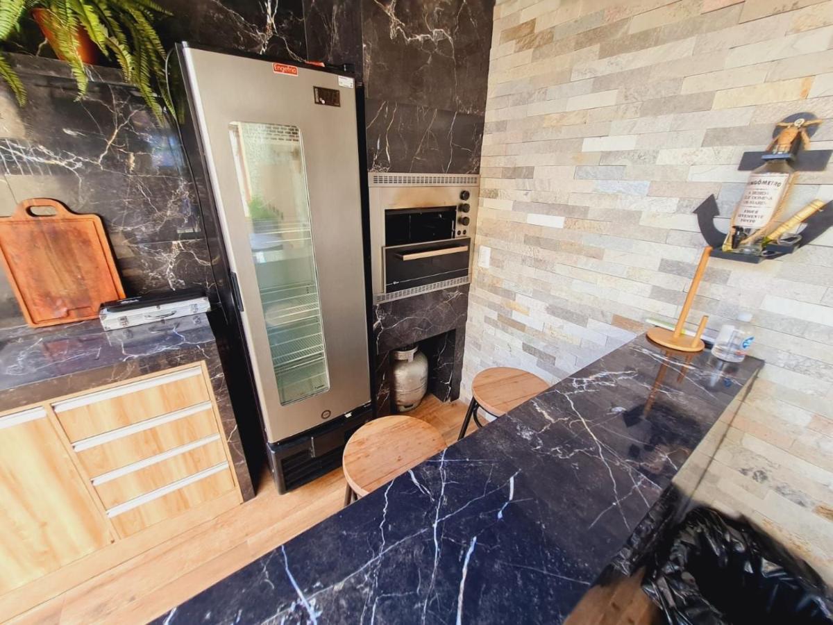 Sensacional Casa Com Piscina E Churrasqueira No Bessa