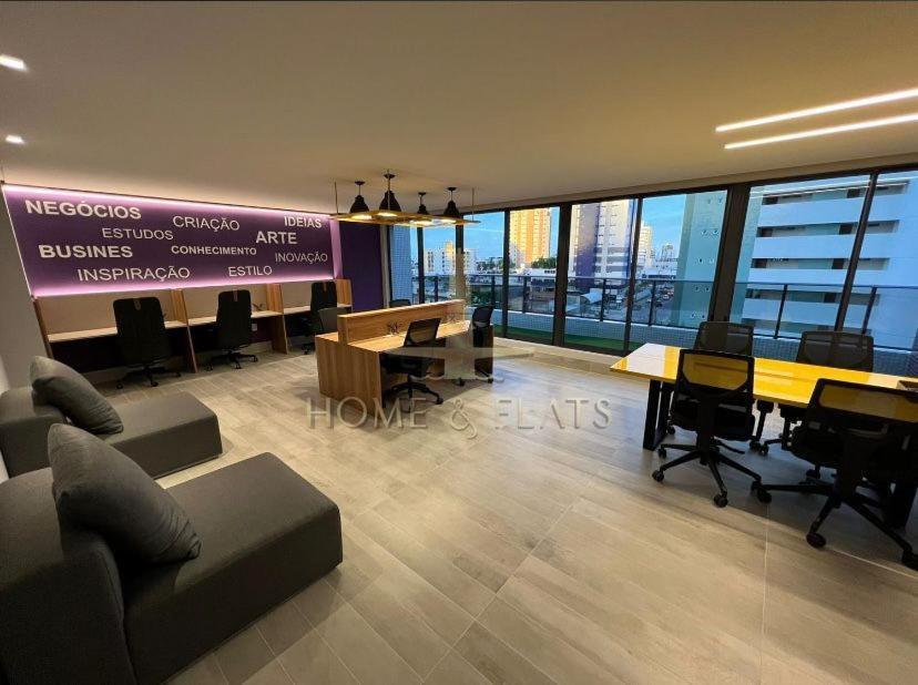 Flat 805 One Way Apartment *