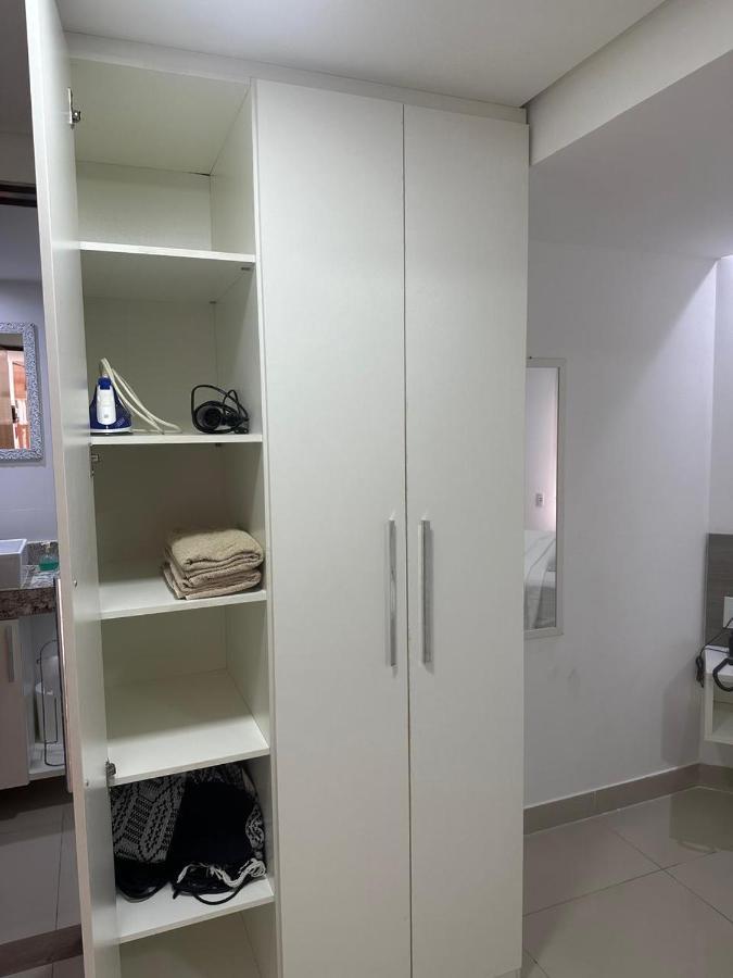 Gold Flat Em Apartment *