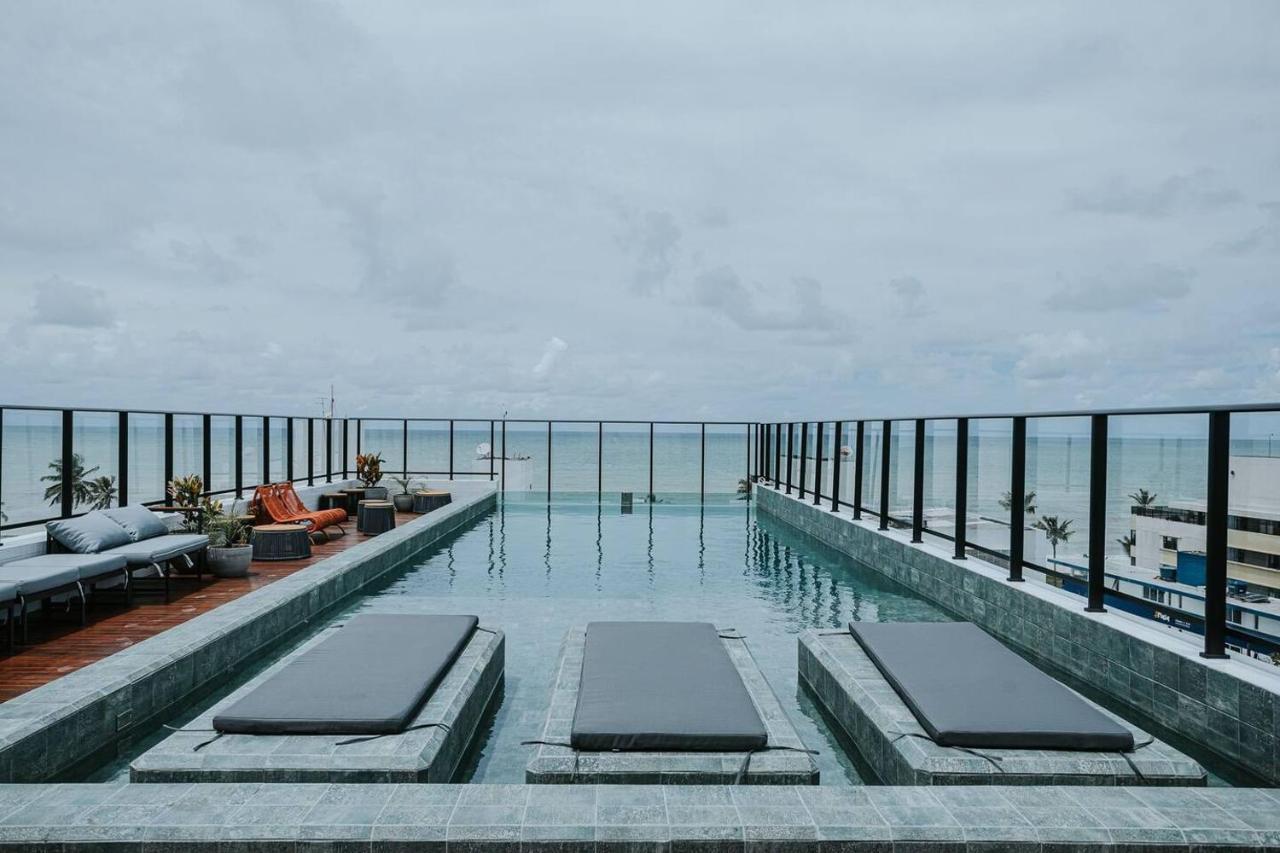 Flat Frente Mar - Banheira - Jacuzzi Privativa *