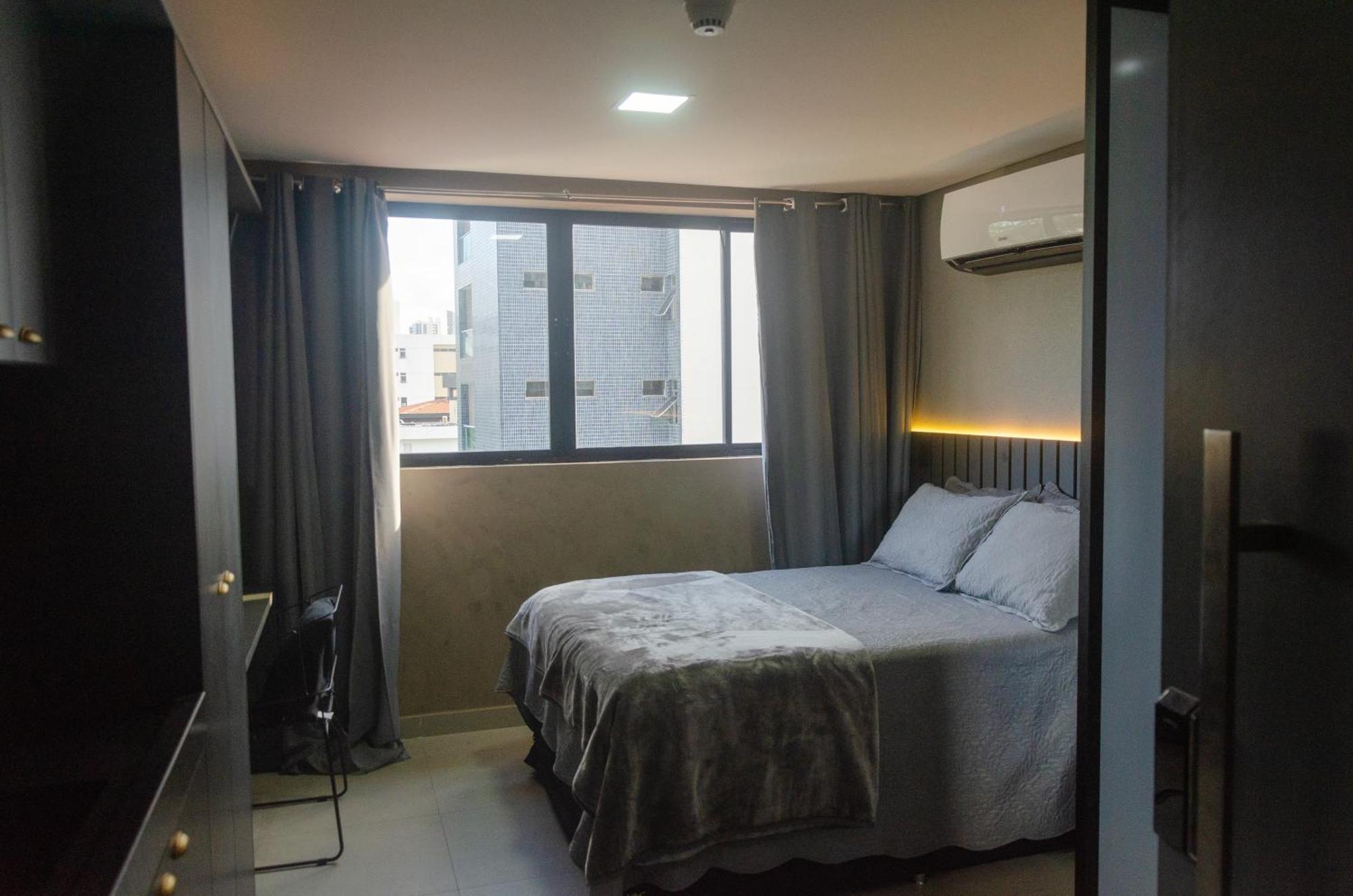 A 60m-piscina-coworking-moderno Wifi